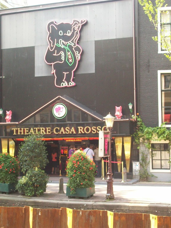 Teatro Casa Rosso - big
